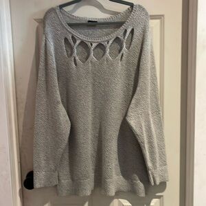 Torrid size 3 sweater